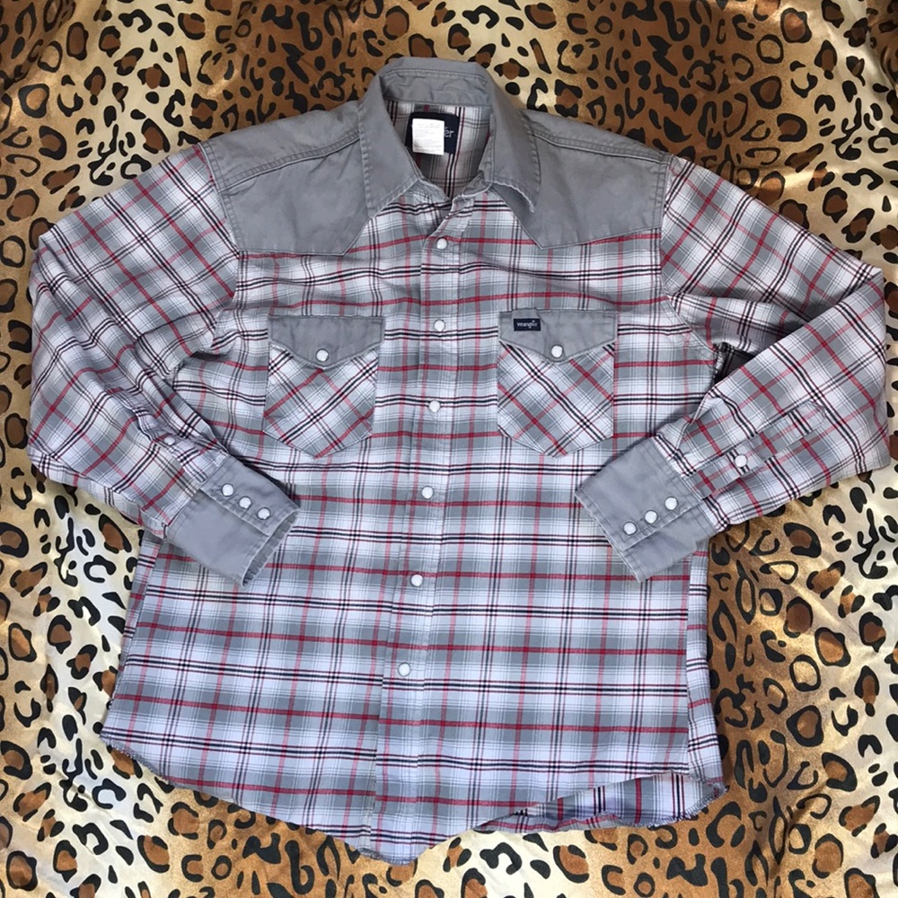Men’s Wrangler Pearl Snap Button Down Short L